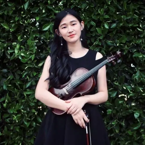 Wenting Bian Violin Lessons Online