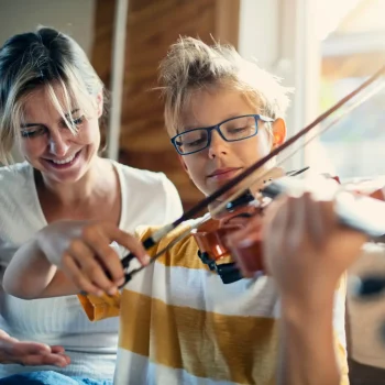 Learning Violin with private lessons at Jolie allows for students to receive valuable education in the classical arts with tailored private lessons. Suzuki and traditional methods are available to ensure students learn in the way they learn best.