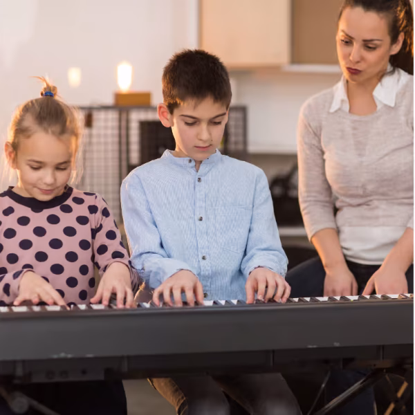 Piano group classes in Apex NC offer incredible local piano lessons for a great price. Study piano with excellent tutors and make friends, develop confidence, and improve focus.